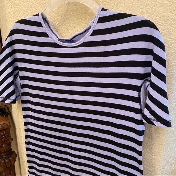 LULULEMON Stripe Short Sleeve Top Size 4-6 - Picture 2 of 6